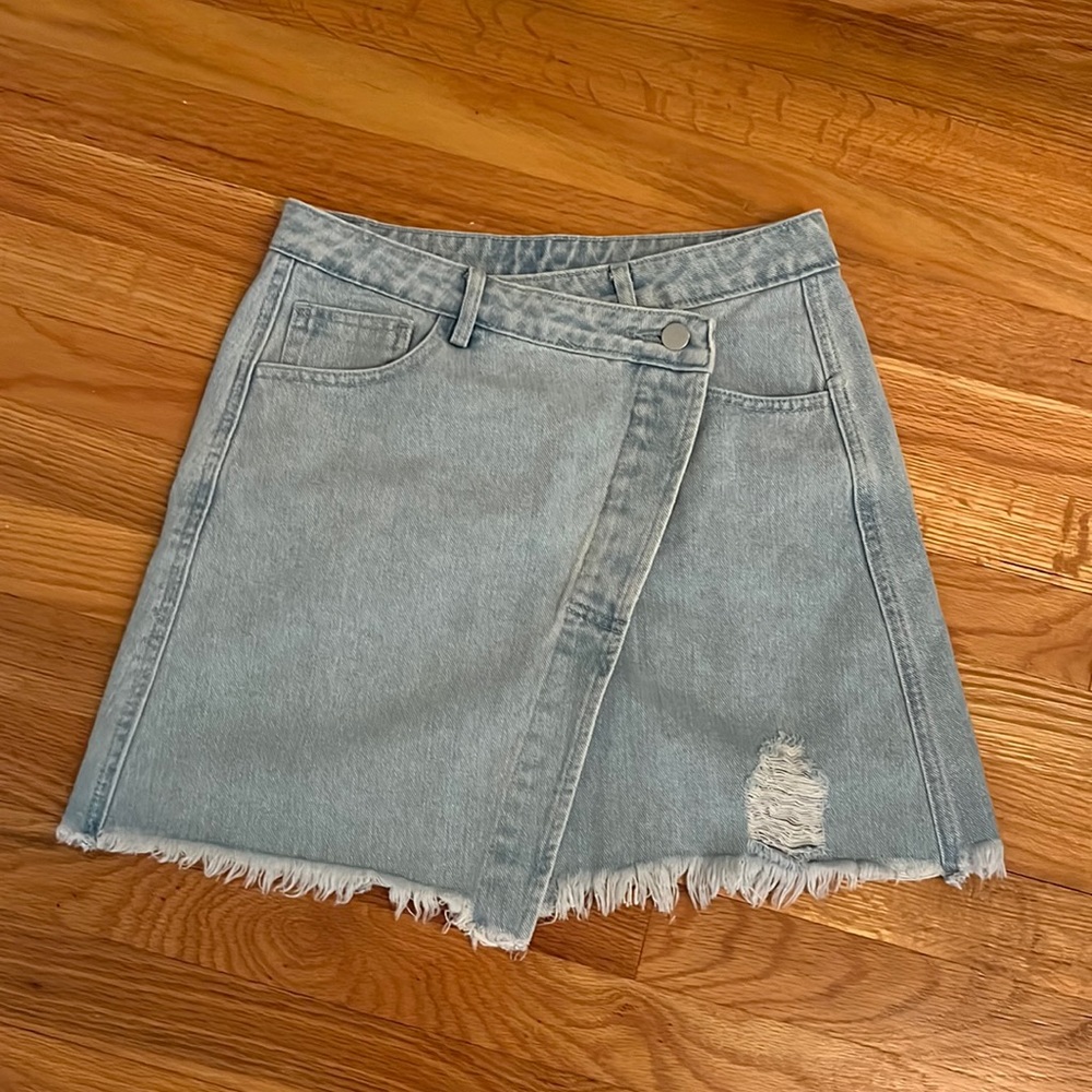 Cross over denim skirt